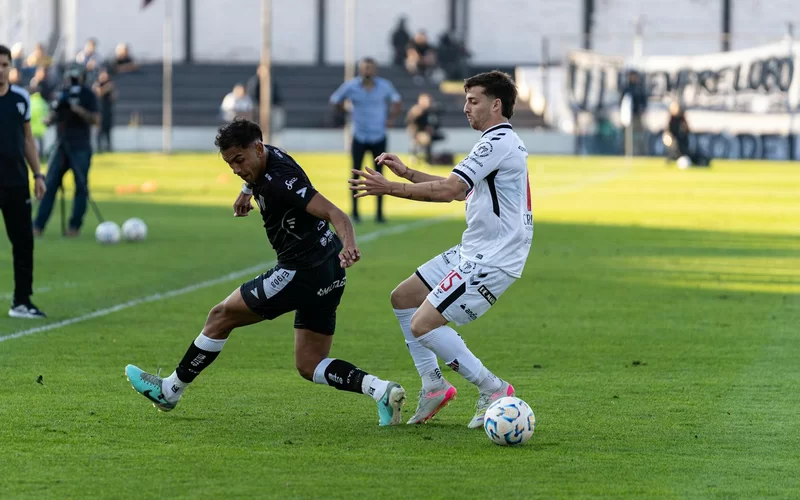 专访国米中场巴雷拉：从撒丁岛到梅阿查，我的蓝黑之路与欧洲杯梦想